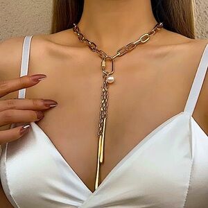 Gold Chunky Chain Link Pearl Pendant Statement Necklace